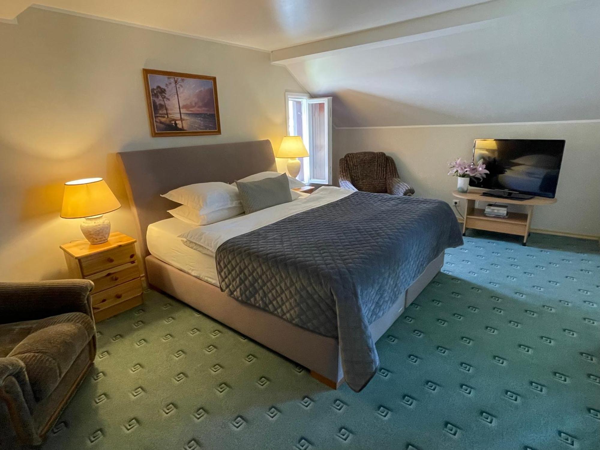 Kaesmu Merekalda Apartments - Adults Only Room photo